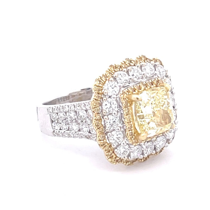18K Yellow Diamond Fashion Ring 4 1/3 C.T.W.